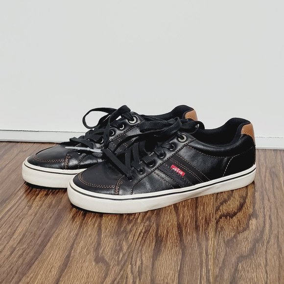 Levi Strauss Classic Black Sneaker Men Round Toe Vegan Faux Leather Lace Up 7.5 - Picture 1 of 9